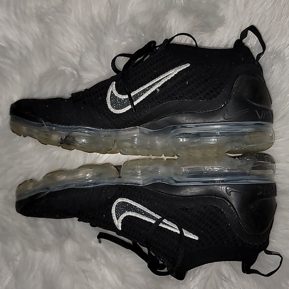 Nike VaporMax Flyknit - Picture 6 of 10